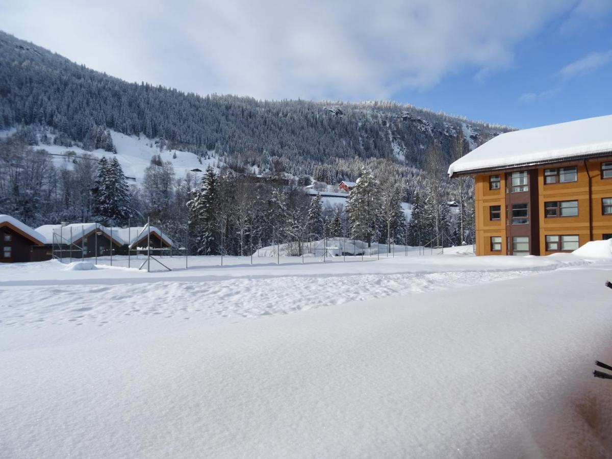 Actif 106 - Hallingheim Apartment Ski Inn/Ski Ut Al Exterior photo